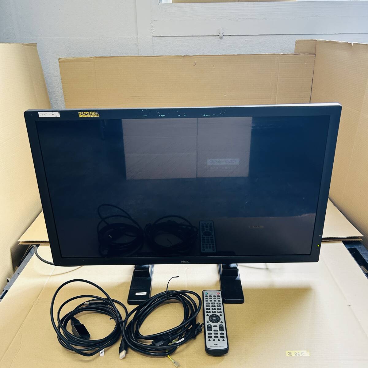 ◎865【通電OK/コード、リモコン、スタンド付属】NEC Multisync V323-2 32型大画面液晶ディスプレイ サイネージ 監視カメラ 業務用モニター