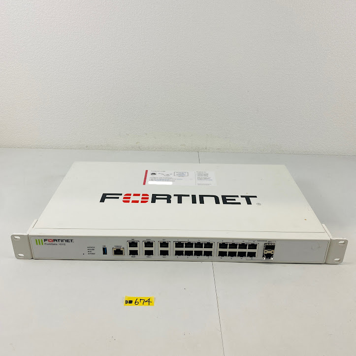 B■674【通電OK/歪みあり】Fortinet FG-101E FortiGate 101E 次世代ファイアウォール セキュリティ SSD UTM フォーティネット 本体のみ