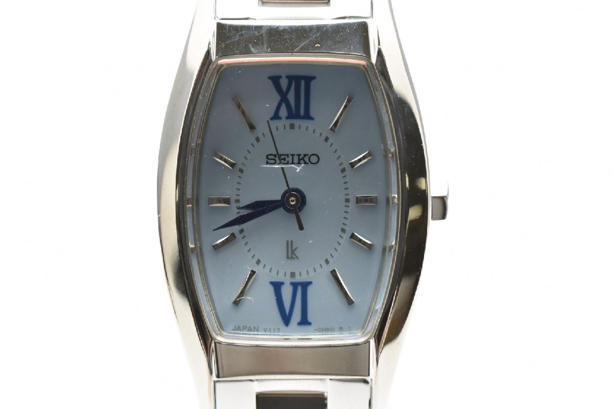 SEIKO セイコー LUKIA ルキア V117-0DK0 ブルー 3針 レクタンギュラー ステンレス 10BAR Solar レディース 腕時計