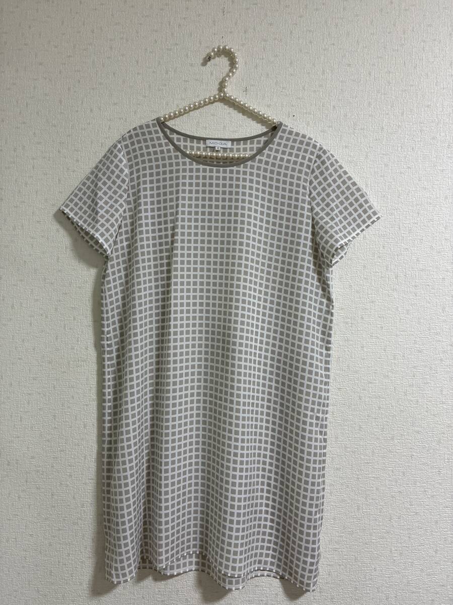モガ☆上品な柄・お色のお尻が隠れるトップス☆美品