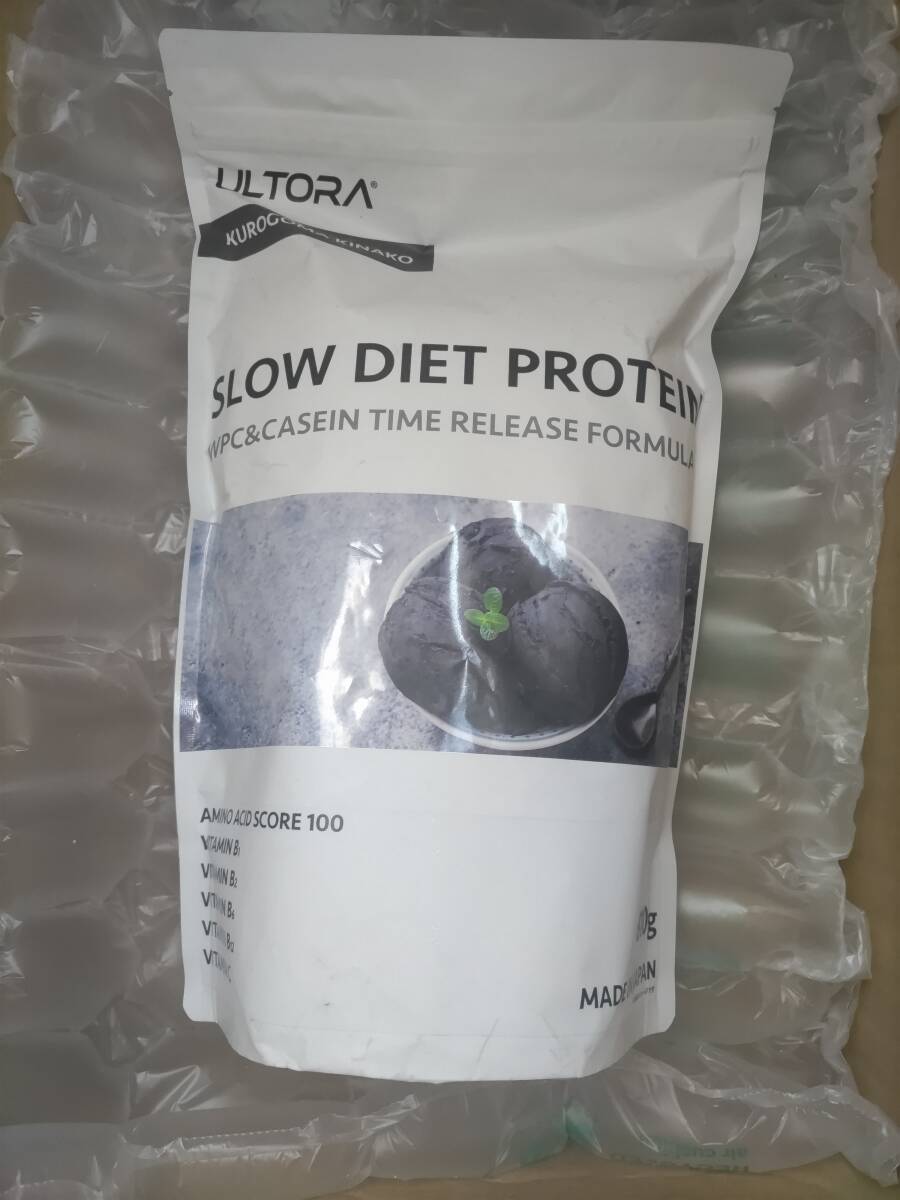 即決 新品未開封 ULTORA SLOW DIET PROTEIN スローダイエットプロテイン 黒ゴマきなこ風味 810g 賞味期限2026年12月