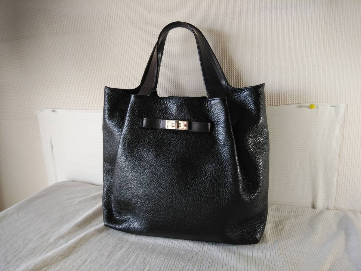 ★ほぼ美品★9M4410C★ハンドバッグ★ブラック×ダークブラウン系　牛革　普通に綺麗です　メンズ＆レディース