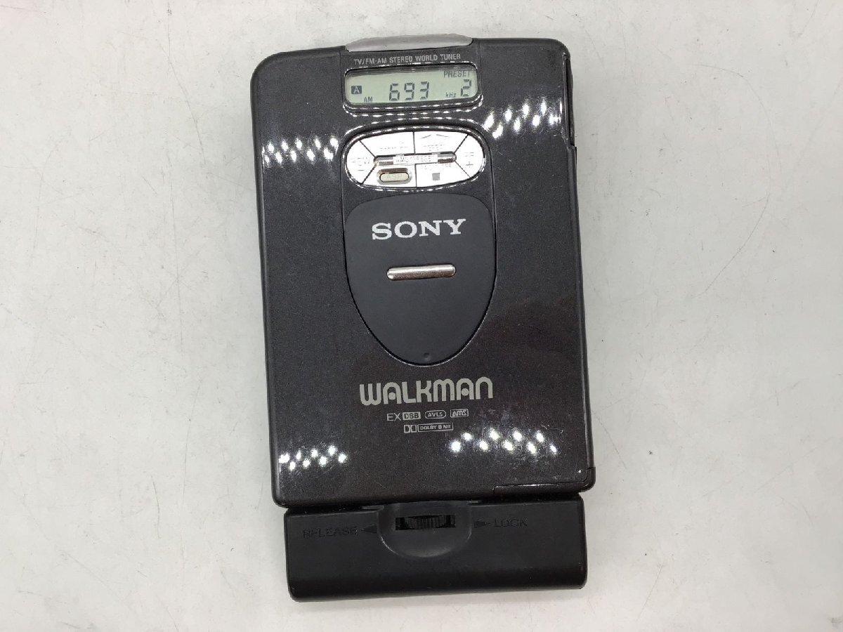 SONY WM-FX1 ソニー カセットプレーヤー WALKMAN ラジオ ウォークマン ジャンク品 [1376SP]