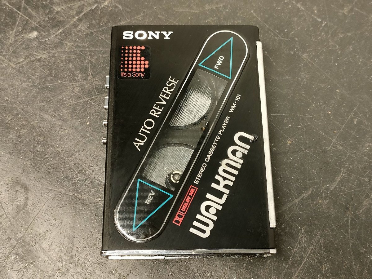 SONY WM-101 ポータブルカセットデッキ ウォークマン WALKMAN ポータブルラジカセ ジャンク品 [1884AH]