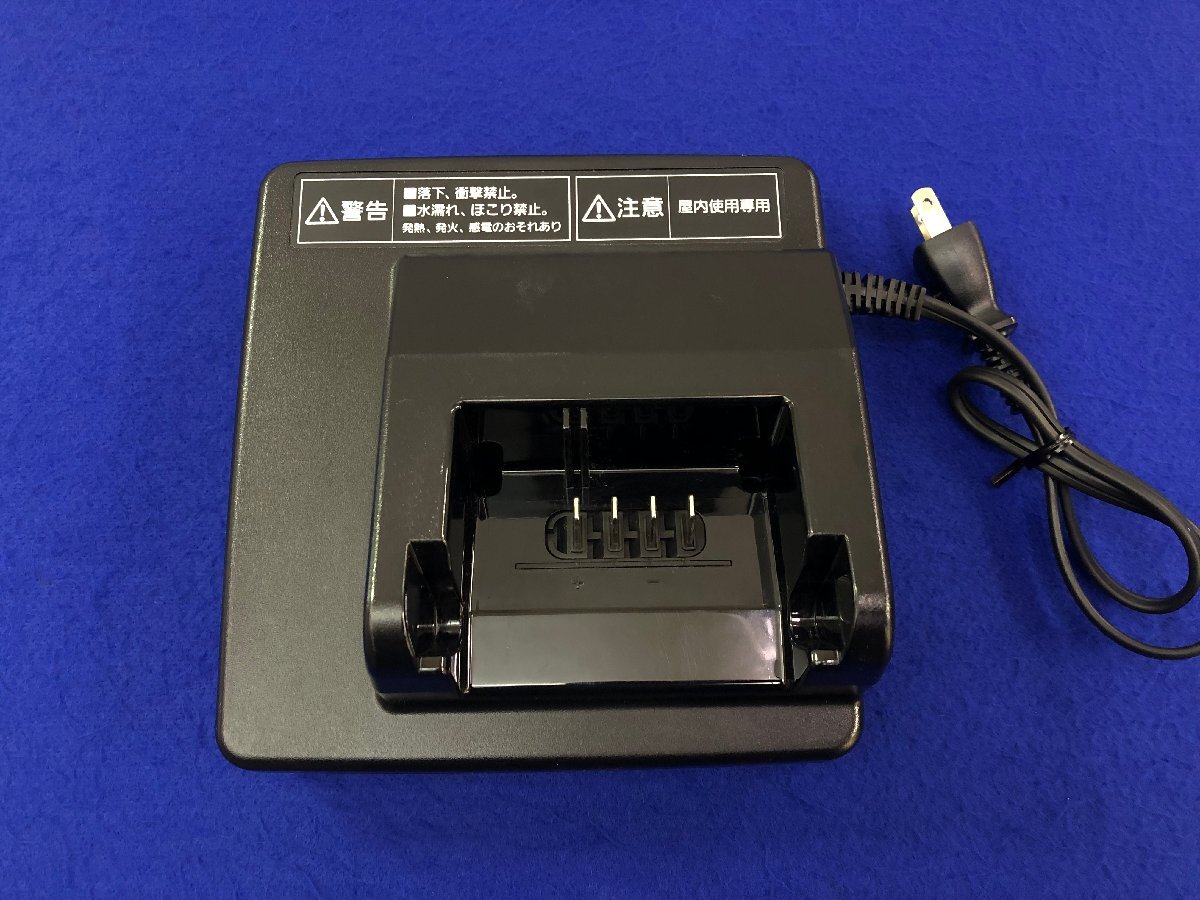 6▲ト1364　パナソニック 電動アシスト自転車バッテリー充電器　　NKJ074Z2