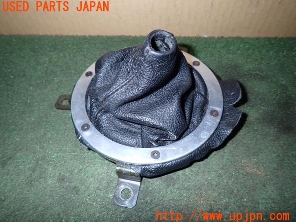 3UPJ=36010615]ロードスター Sスペシャル(NA6CE)後期 社外 シフトブーツ ステー付き コンソールレス仕様 中古