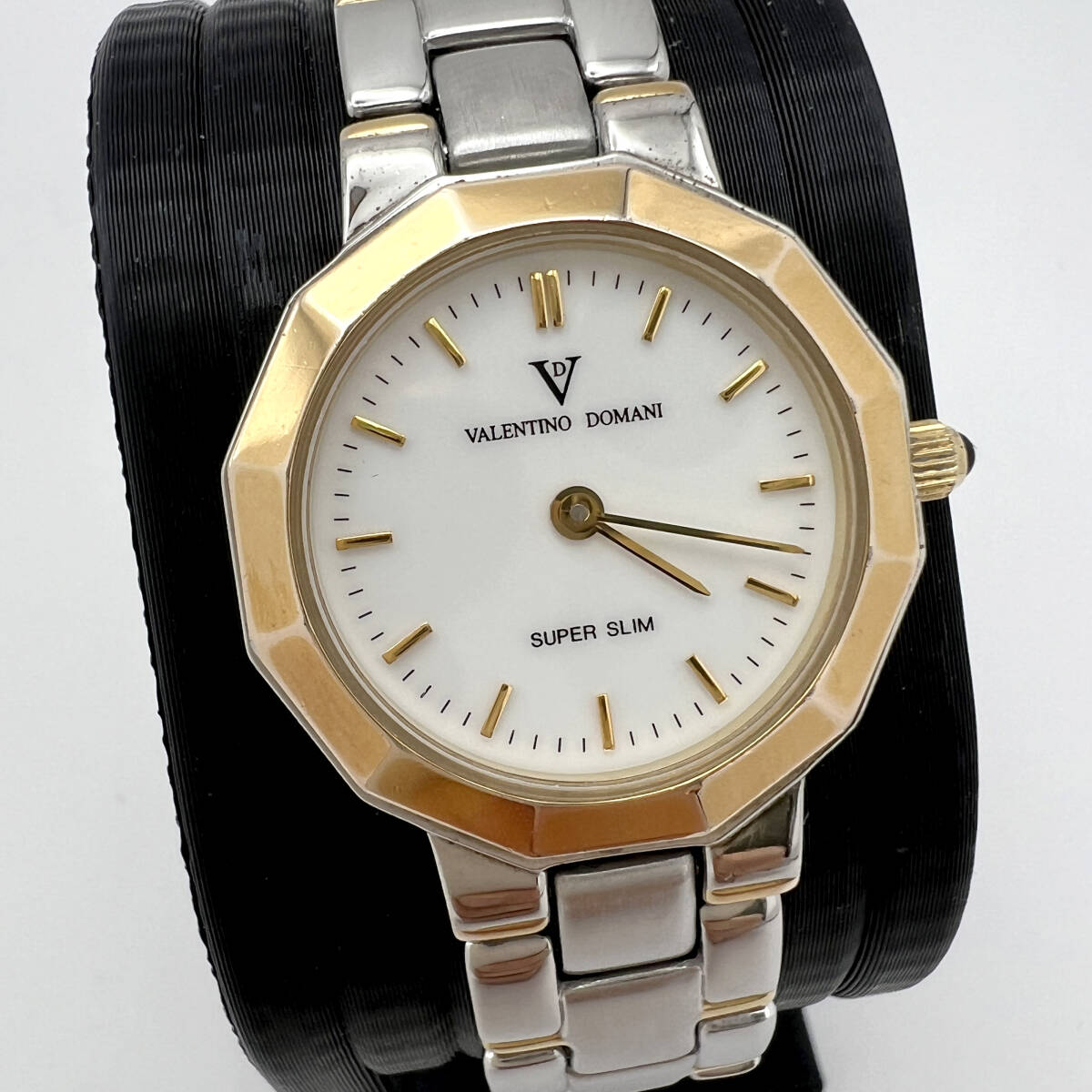 【電池交換済】VALENTINO DOMANI バレンチノドマーニ レディース 腕時計 SUPER SLIM 稼働品 (B5)