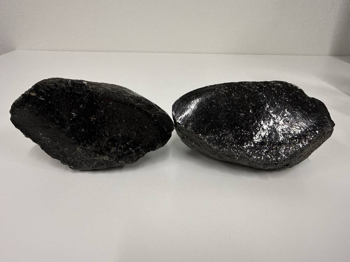 【2点おまとめ】黒曜石 約725g／約678g 天然石 原石 鑑賞石 置物 飾り石 現状品
