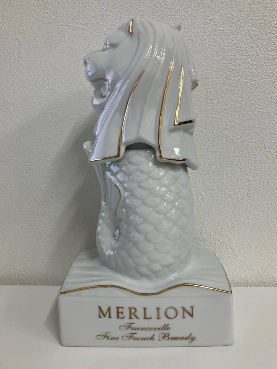 MERLION マーライオン 白陶器ボトル 700ml 40％ フレンチブランデー 未開栓 古酒
