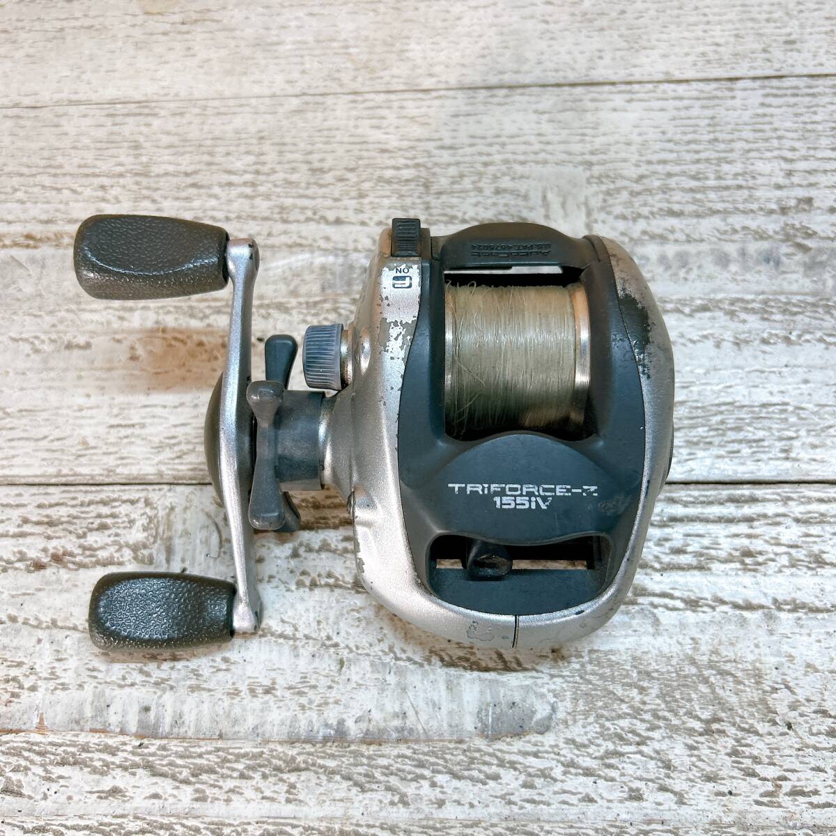リール DAIWA ダイワ TRiFORCE-Z 155iv ベイトリール 釣具 釣り具 アウトドア 釣り フィッシング 中古 状態不明