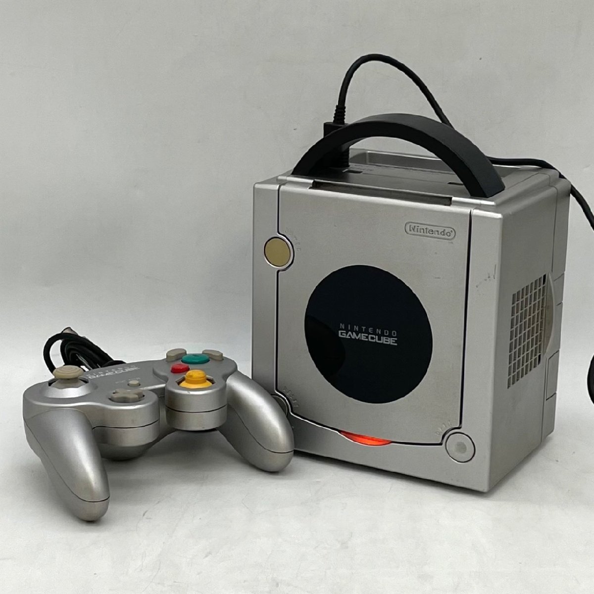 1円～/Nintendo/任天堂/ニンテンドー/GAME CUBE/ゲームキューブ/DOL-001/シルバー/付属品付/ゲーム/本体/通電確認済/ジャンク/R078