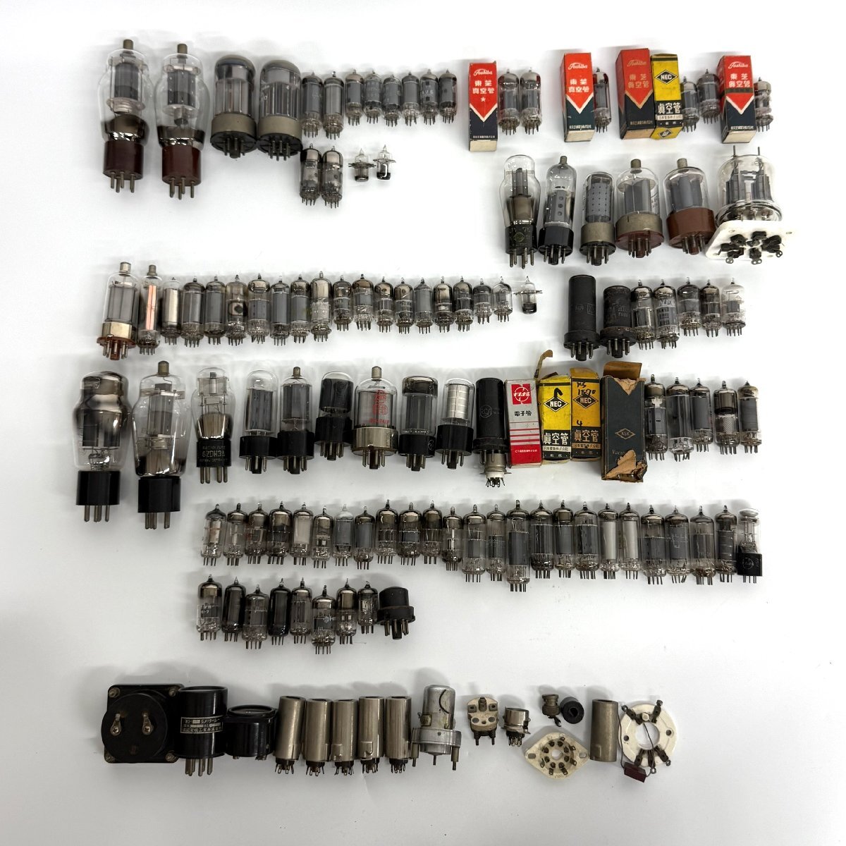 1円～/TOSHIBA/東芝/National/NEC/6AU6/12AX7/CRC-807/etc.../真空管/100点以上/まとめ/オーディオ機器/音響機器/ジャンク/I014