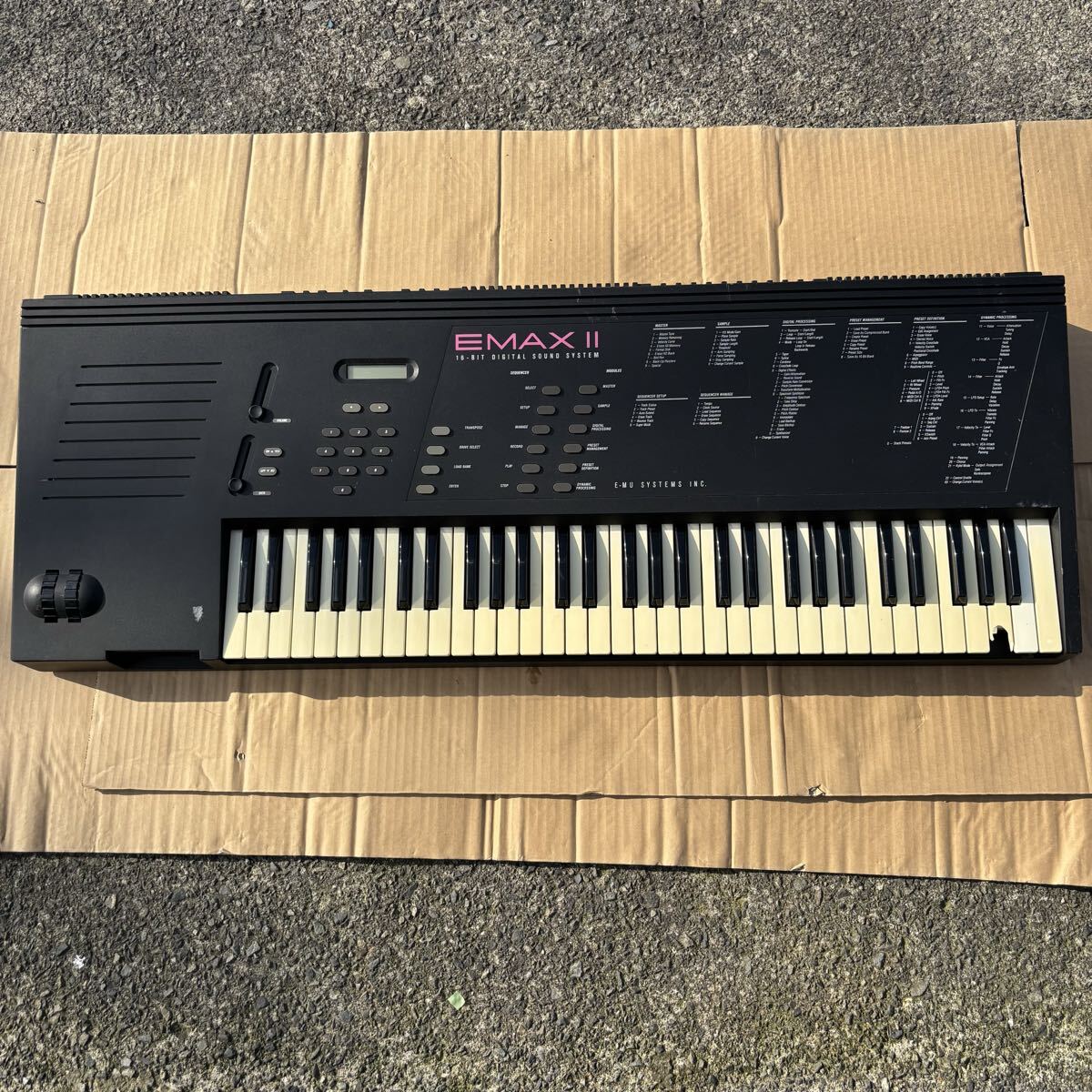 H45. E-mu emax II16-BIT DIGITAL SOUND SYSTEM 動作未確認、通電可 シャンク　送:180