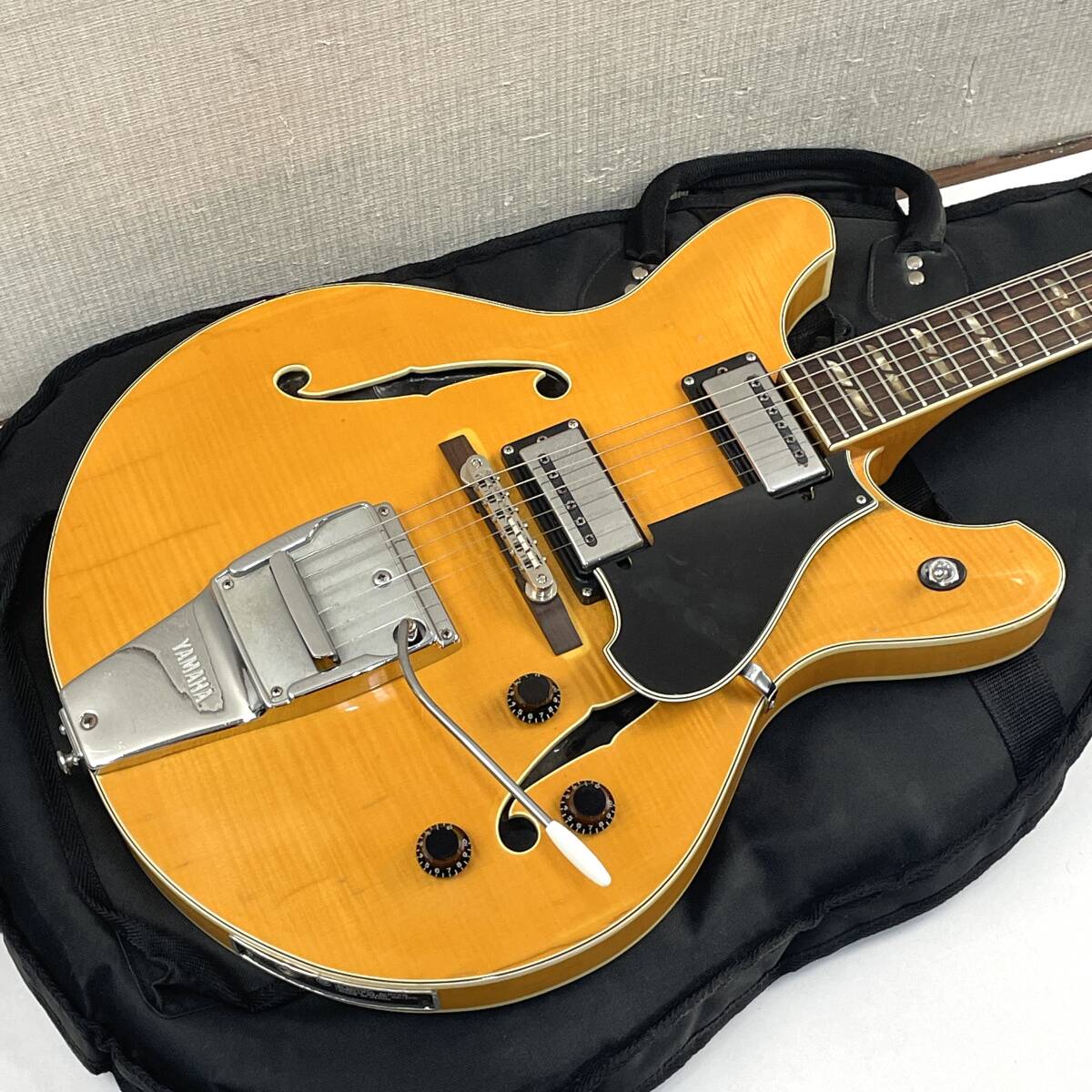 札幌発 YAMAHA SA-50 セミアコ ソフトケース付き ヤマハ エレキギター 26E 北HH3
