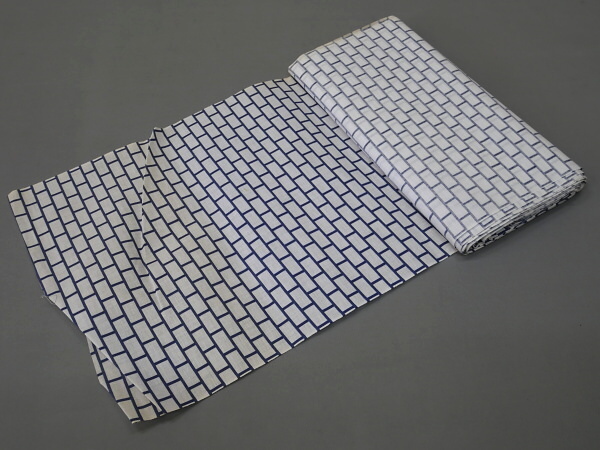 A30-29【凛々】即決 新古品 ゆかた反物 白 レンガ 未仕立て品