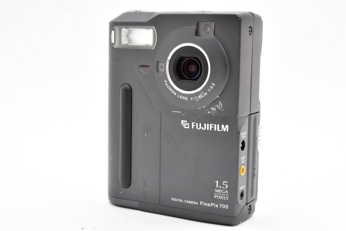 FUJIFILM フジフィルム FinePix ７００ ブラック コンパクトデジタルカメラ コンデジ【ジャンク】 #2875156
