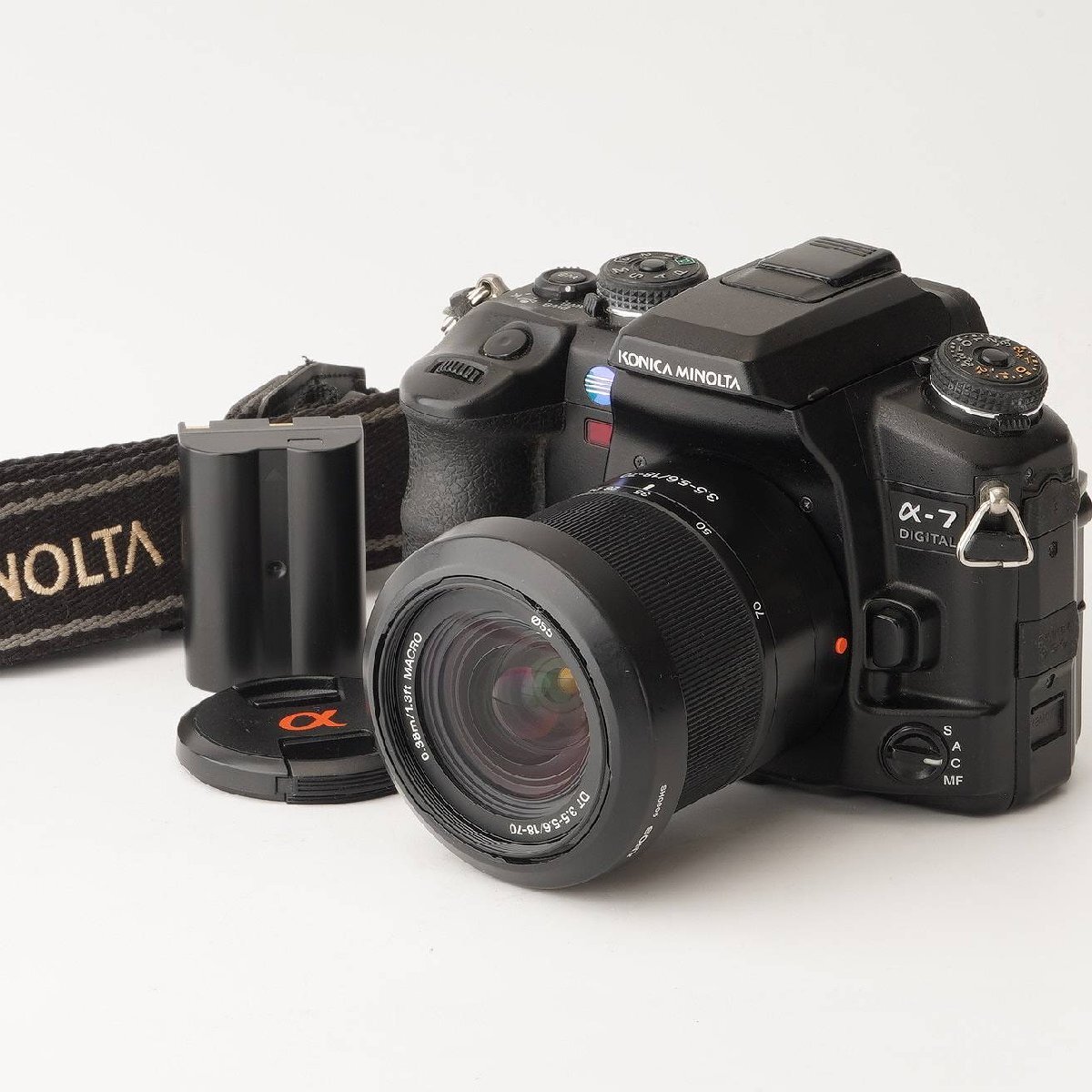 ミノルタ KONICA MINOLTA α-7 DIGITAL / Sony α 18-70mm F3.5-5.6 DT