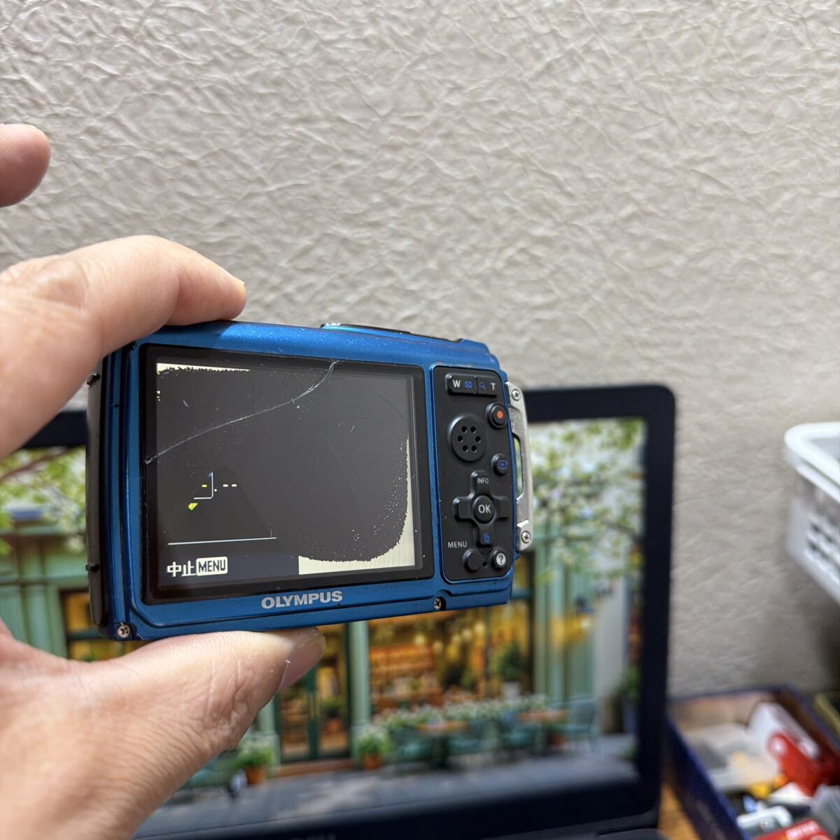 OLYMPUS Tough3000 コンパクトデジタルカメラ　通電済み　現状品　