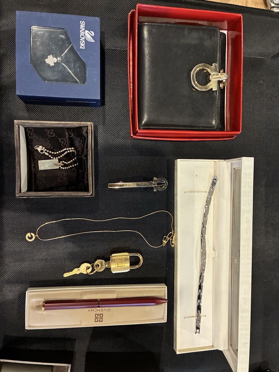 ブランド品set ジバンシー　フェラガモ　スワロフスキー　ダンヒル アクセサリー タイピン ネックレス