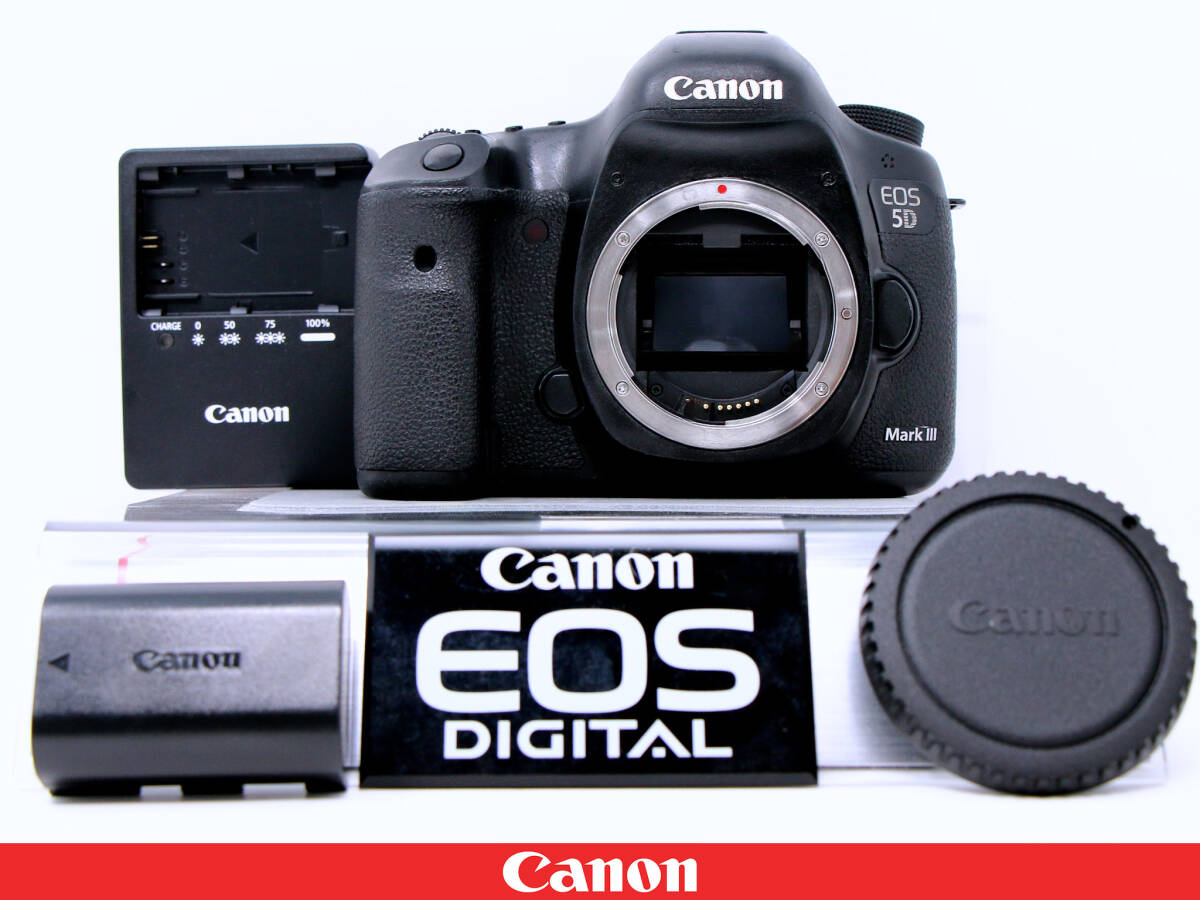 【美品】Canon キャノン EOS 5D MarkIII ボディ◆Mark3 ◆ストラップ バッテリー 充電器付属★ フルサイズデジタル一眼レフカメラ