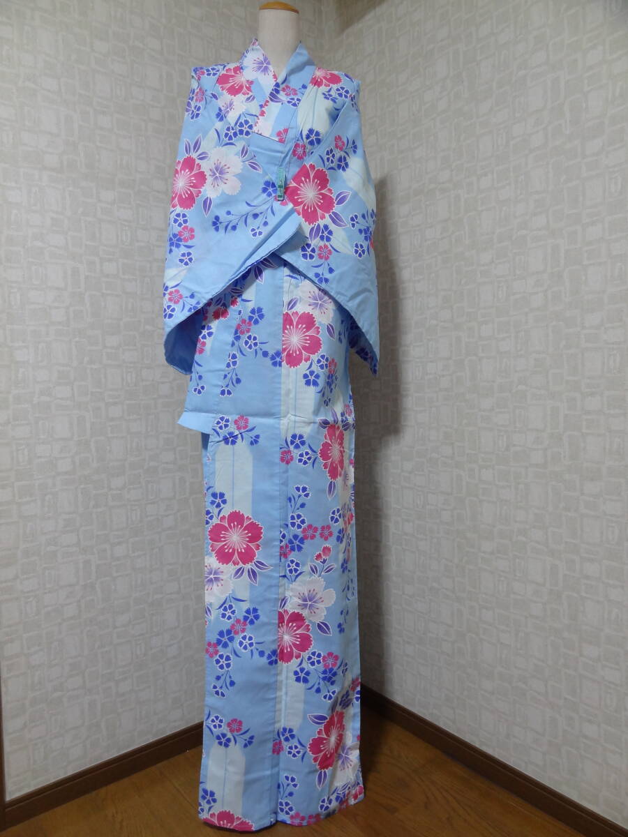 ☆ 未使用！レディース　女性用　婦人用　ゆかた　浴衣　夏用着物　水色系　花柄　可愛い　イベント　舞台　踊り　発表会　お祭り♪え☆