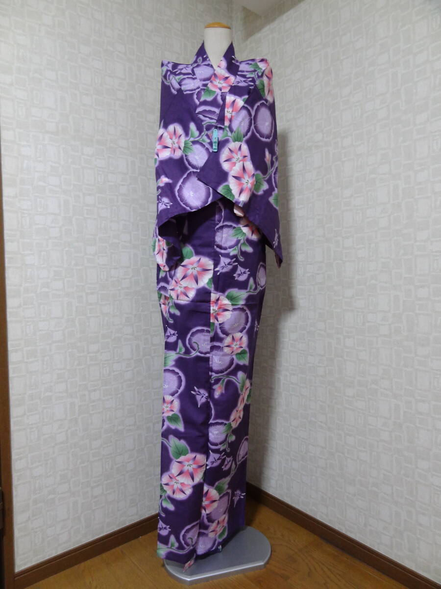 ☆未使用！レディース　女性用　婦人用　ゆかた　浴衣　夏用着物　紫色系　花柄　可愛い　イベント　舞台　踊り　発表会　お祭り♪か☆