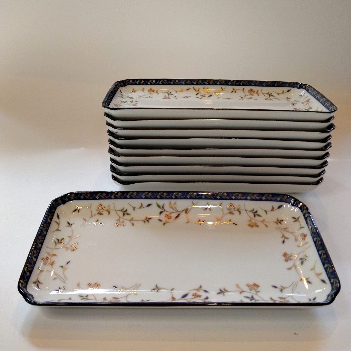 【長角皿 】金彩10枚セット 焼き物皿 和食器 花柄 青縁