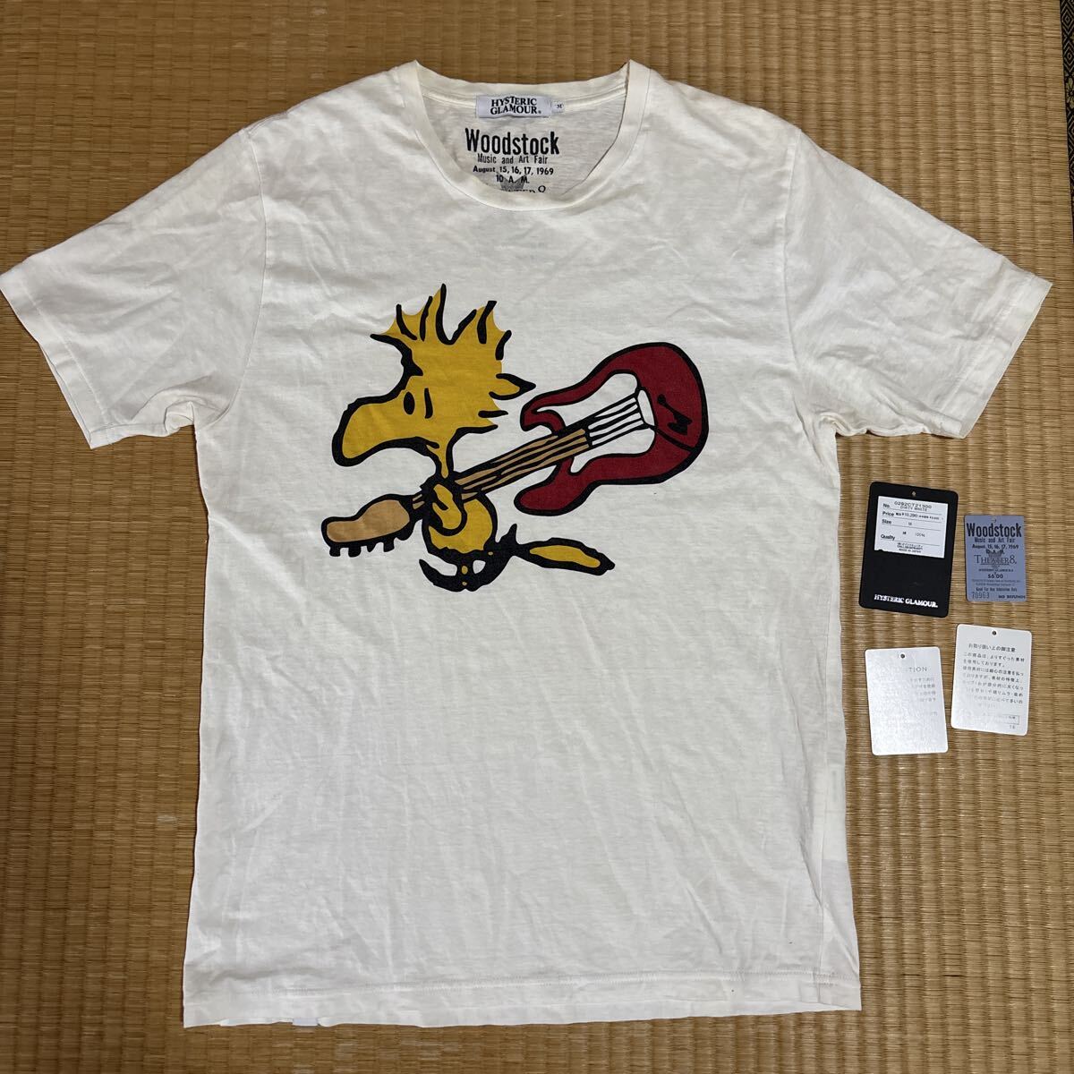 タグ付き ヒステリックグラマー x THEATER8 x Woodstock コラボ バクプリ入り イラスト Tシャツ Mダーティホワイト レア hysteric glamour
