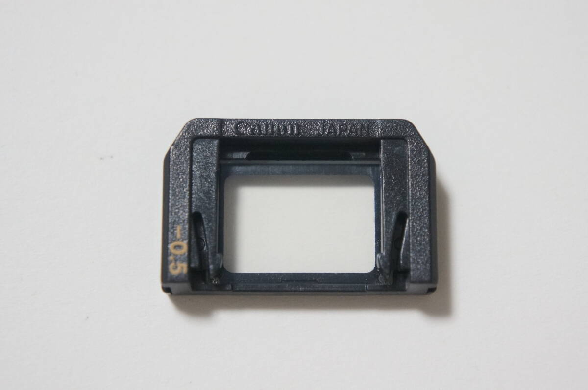 Canon -0.5 アイピース 視度補正レンズ DIOPTRIC ADJUSTMENT LENS E [F3673]