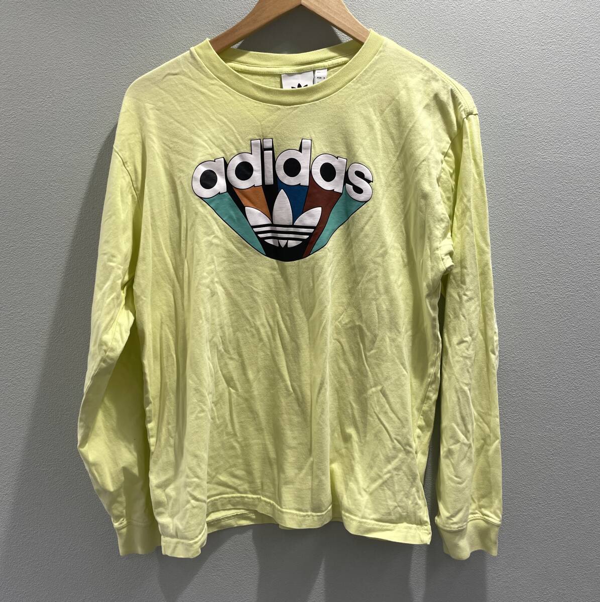 1円 中古 adidas アディダス 長袖 ロングスリーブ Tシャツ ロゴ コットン 蛍光色 イエロー サイズXL メンズ スポーツ 古着 【AW00412】