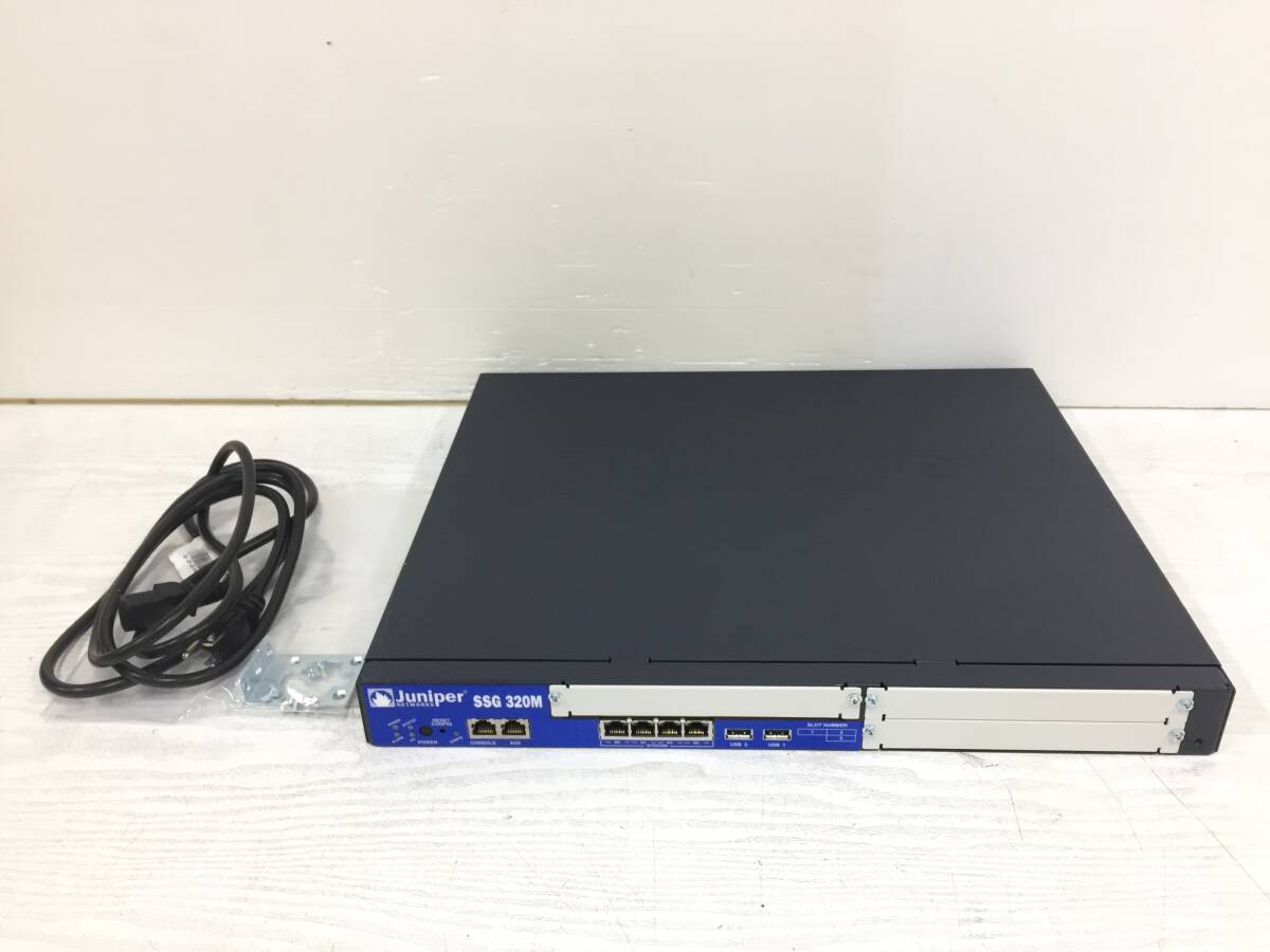 〇 Juniper SSG320M SSG-320M-SH セキュアサービスゲートウェイ ファイアウォール ケーブル付属 動作品
