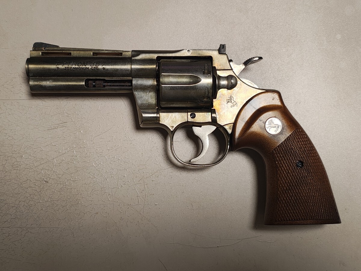 コクサイ 金属製 NEW COLT PYTHON 357MAGNUM ニュー コルト パイソン 357マグナム 4インチ 動作不良 未発火 SMGマーク 合法品