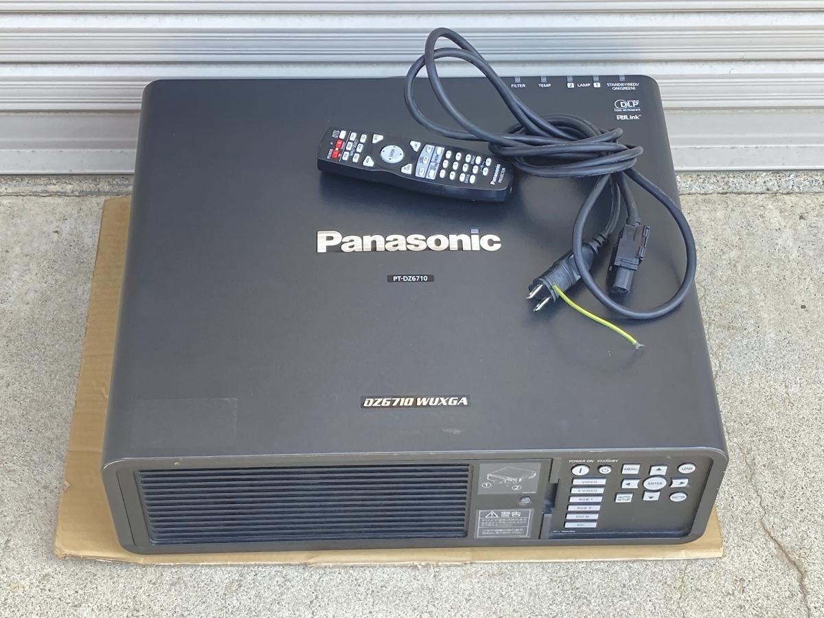 Panasonic PT-DZ6710 DLPプロジェクター ※レンズなし/リモコン・AC付属 通電確認 現状品 ①