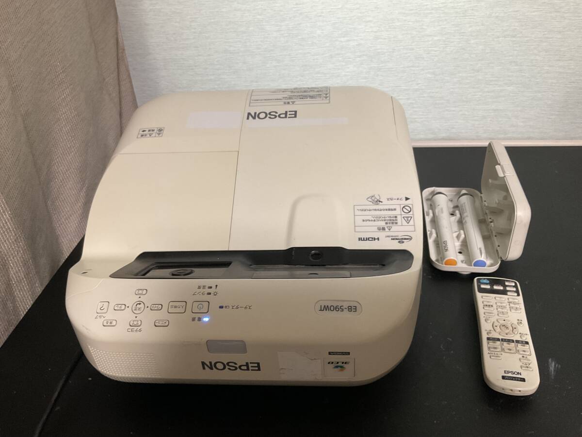 EPSON EB-590WT プロジェクター 1台 228H/32H 使用時間少なめ 9-12-A1