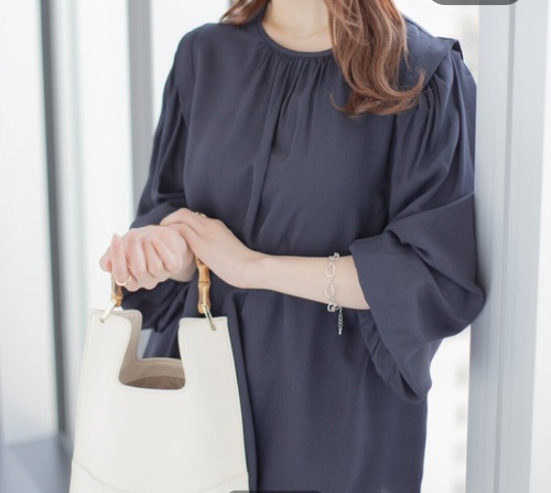 アメリカンホリック　AMERICAN HOLIC ショルダータックブラウス ネイビー L