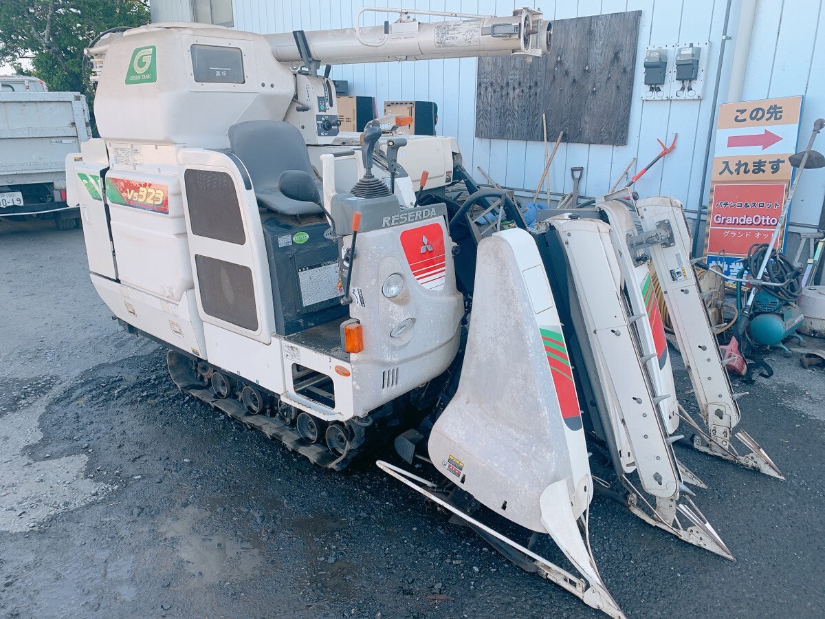 中古 三菱 MITSUBISHI 3条刈 コンバイン VS323 ディーゼルエンジン 32馬力 208時間 グレンタンク 茨城県 常陸大宮市 0512ゆ3 駐 自