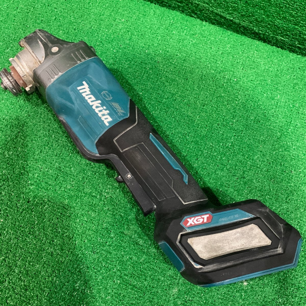 中古（傷や汚れあり） マキタ GA019G 40V 充電式ディスクグラインダー本体:3