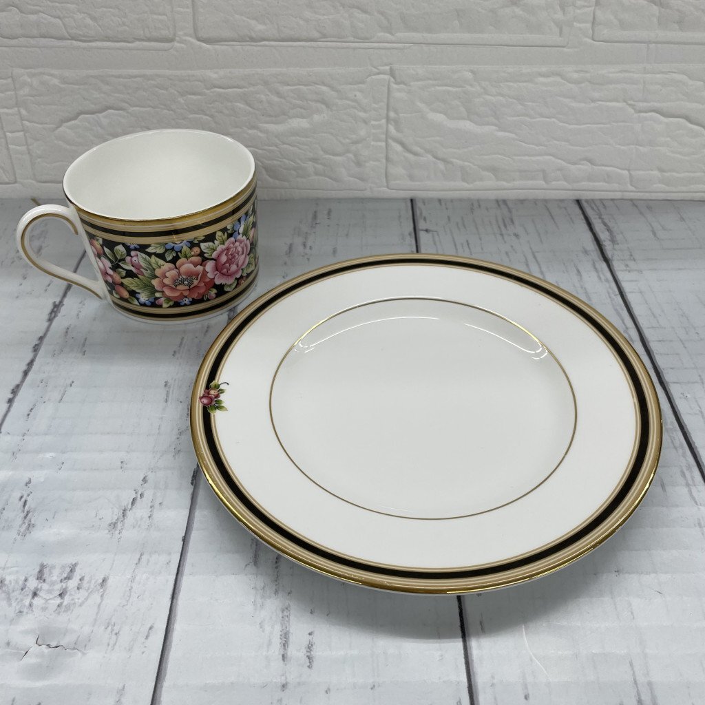 ▲WEDGWOOD　ウエッジウッド　CLIO　クリオ　花柄　カップ　プレート　セット　洋食器　インテリア　KN230829