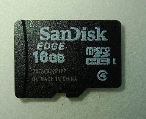 SanDisk EDGE microSDHC 16GB マイクロSDカード　②