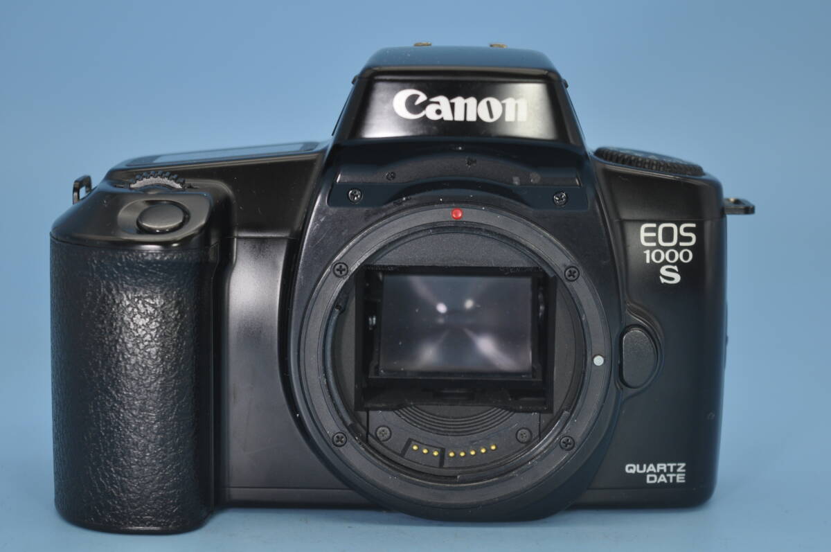 ★キャノン　Canon EOS 1000S ブラックボディ　(No. 3604・・・)【実働品】◆◆