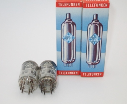 Telefunken　ECC88　2本　箱おまけ　ドイツ製　テレフンケン　TELEFUNKEN　真空管　　U2051