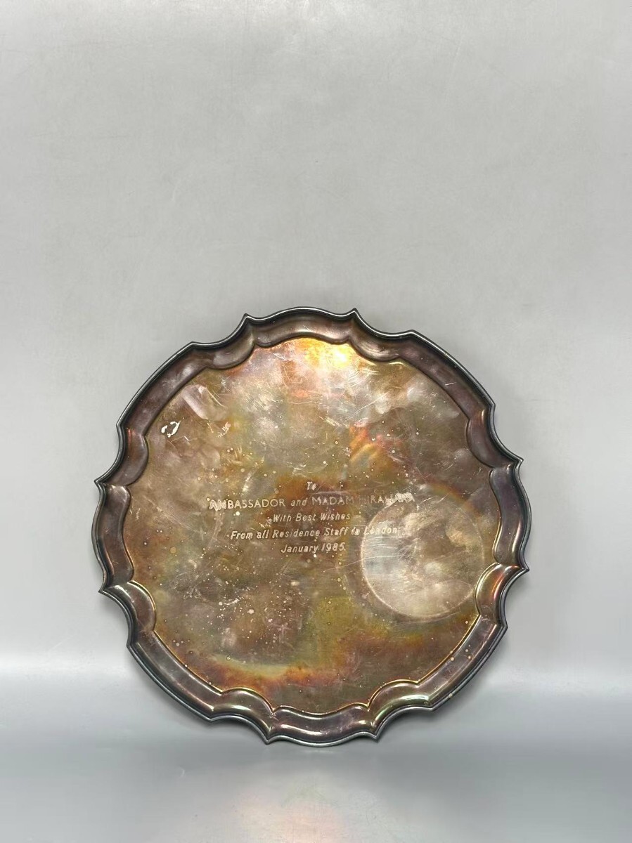 Garrard & Co. MADE IN ENGLAND 飾り 銀食器 アンティークSilver Plated 1985年1月、ロンドンの職員が平原大使と夫人に贈呈しました。