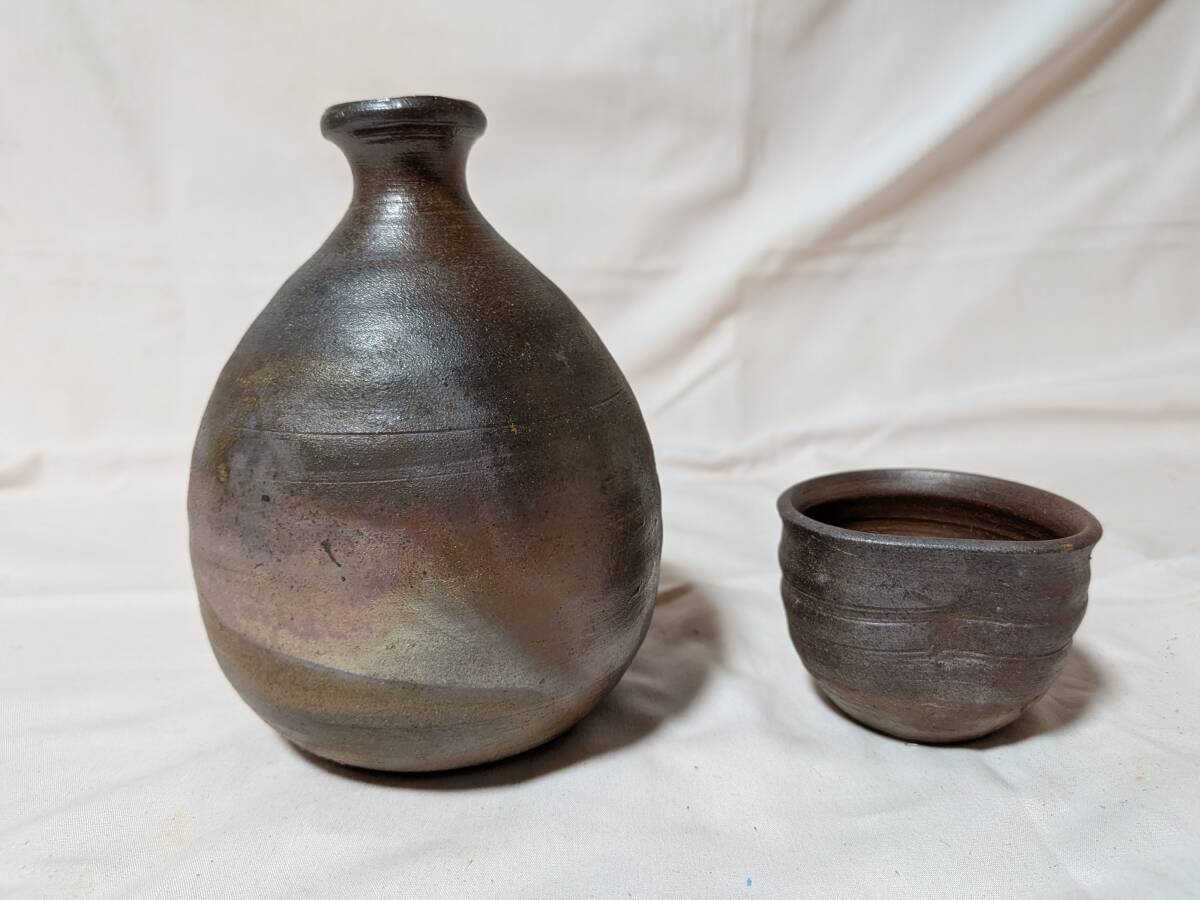 旧家様より◆備前焼◆岡本碧山造◆酒器セット◆徳利 13㎝×約9.5㎝：ぐい飲み 約5cm×6㎝◆未使用