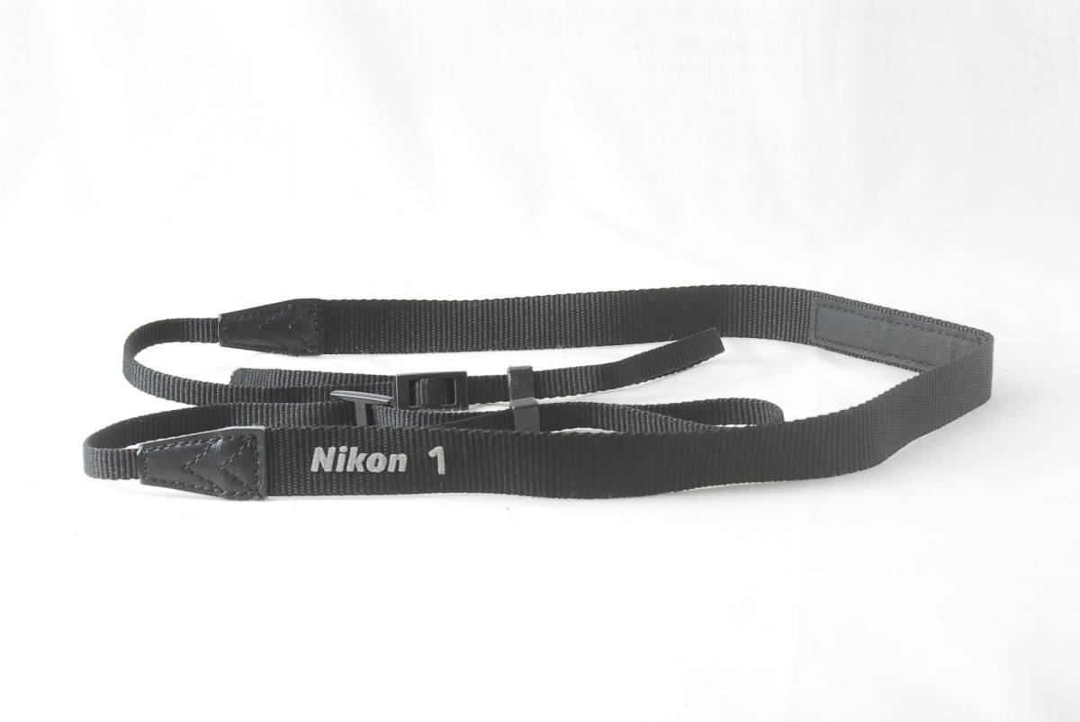 ☆Nikon1 ニコン カメラ ストラップ 黒色(ブラック) 幅1.8cm 細め ネックストラップ ミラーレスカメラ ショルダー ネック Camera Strap☆