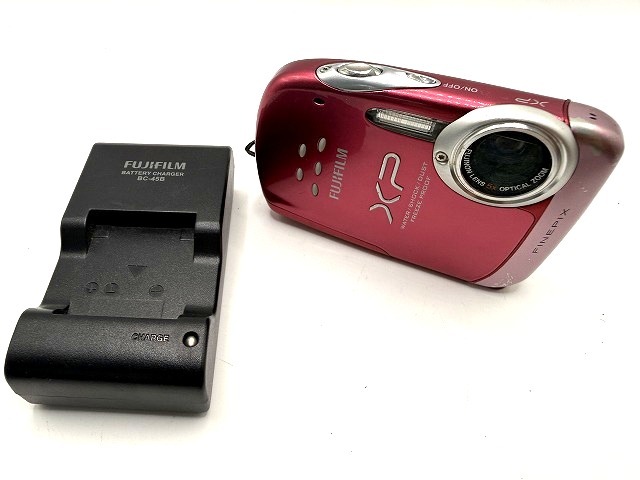 ◎H060 FUJIFILM フジフィルム FINEPIX XP10 コンパクトデジタルカメラ 通電確認済 現状品