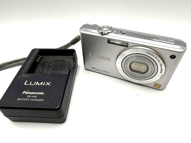 ◎H091 Panasonic パナソニック LUMIX DMC-FX37 コンパクトデジタルカメラ 通電確認済 現状品