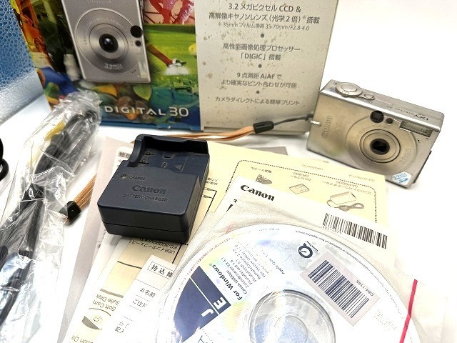 H112 Canon キャノン IXY DIGITAL 30 PC1035 コンパクトデジタルカメラ 通電確認済 箱付き 現状品