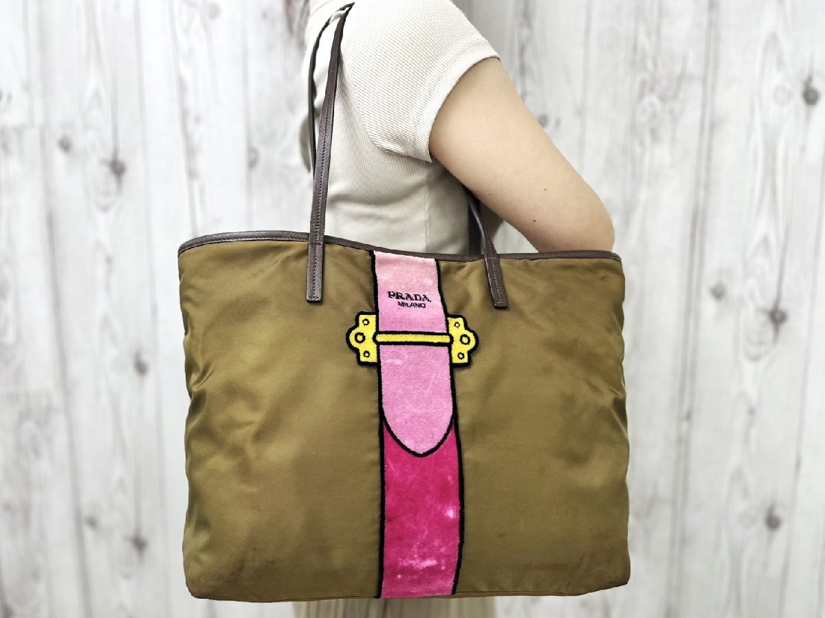 美品 PRADA プラダ テスート カイエトロンプルイユ ベルト トート バッグ ナイロン×ベルベット×サフィアーノレザー カーキ A4可 100510