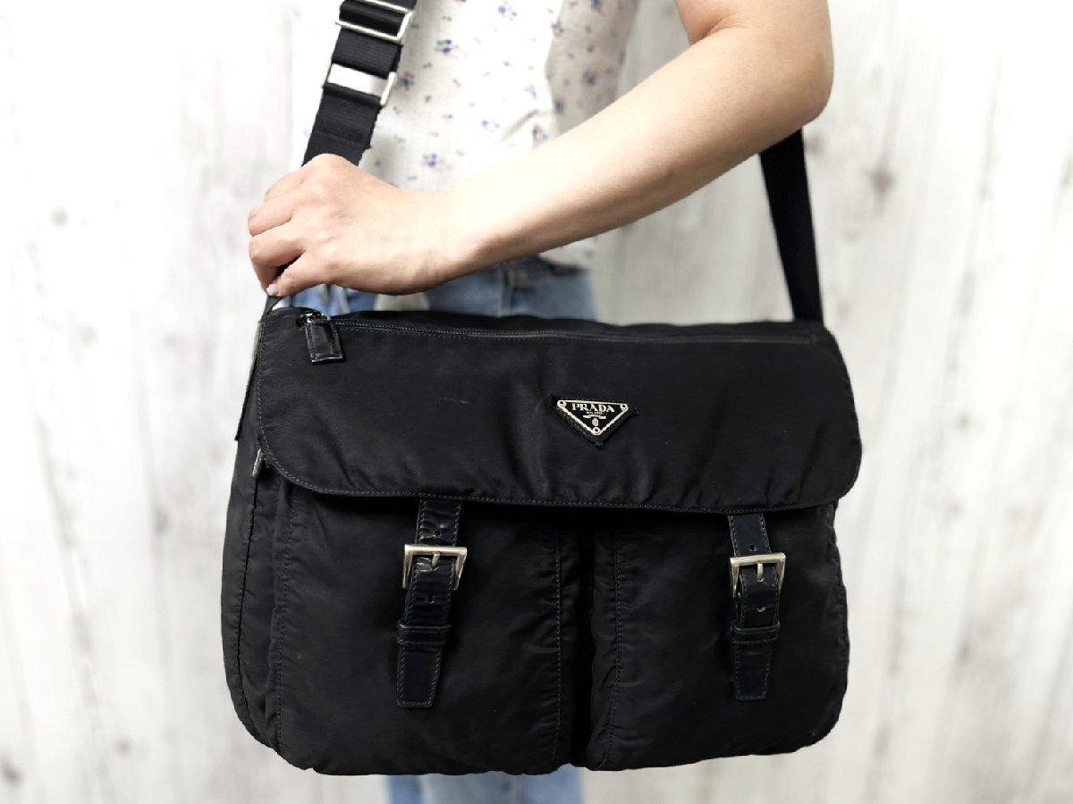 美品 PRADA プラダ テスート ショルダーバッグ バッグ ナイロン×レザー 黒 A4収納可 メンズ 100129Y