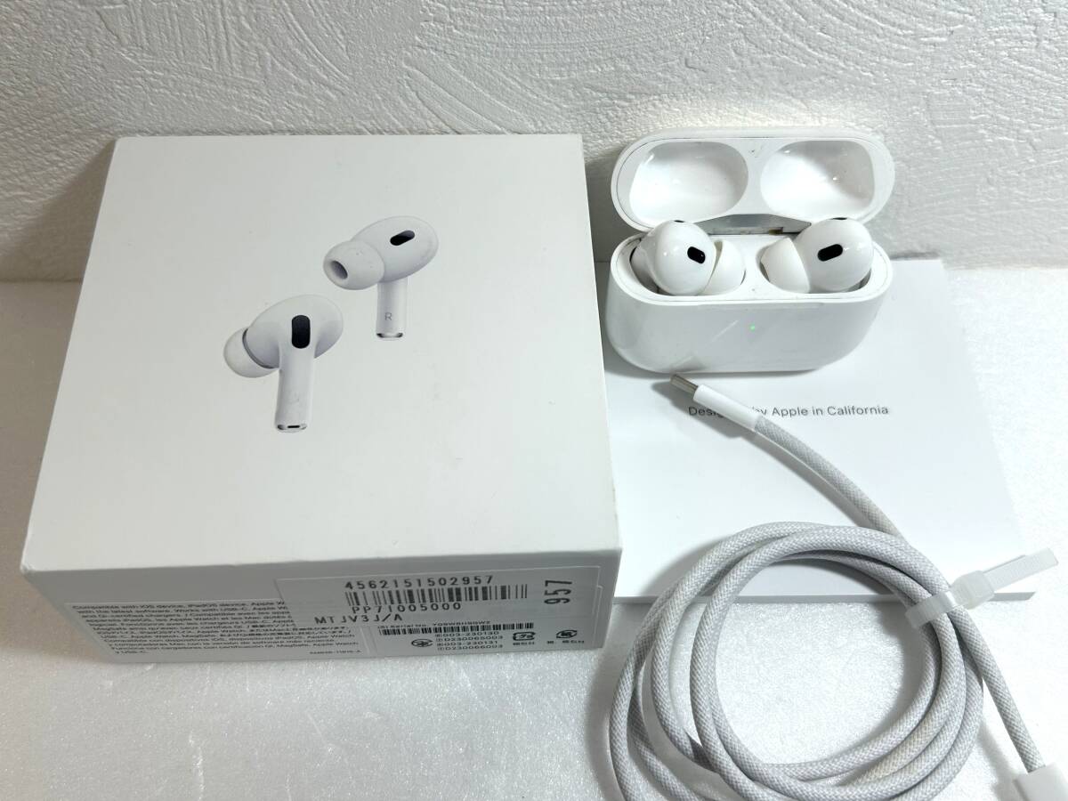 BD9256S Apple AirPods Pro 第二世代 ワイヤレスイヤホン MTJV3J/A アップル 充電ケーブル 箱有 通電確認済み 動作未確認